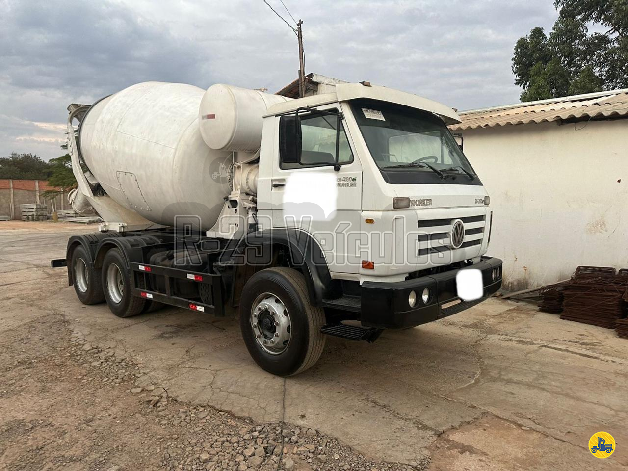 CAMINHAO VOLKSWAGEN VW 26260 Betoneira Truck 6x4 R29 Caminhões IRACEMAPOLIS SÃO PAULO SP